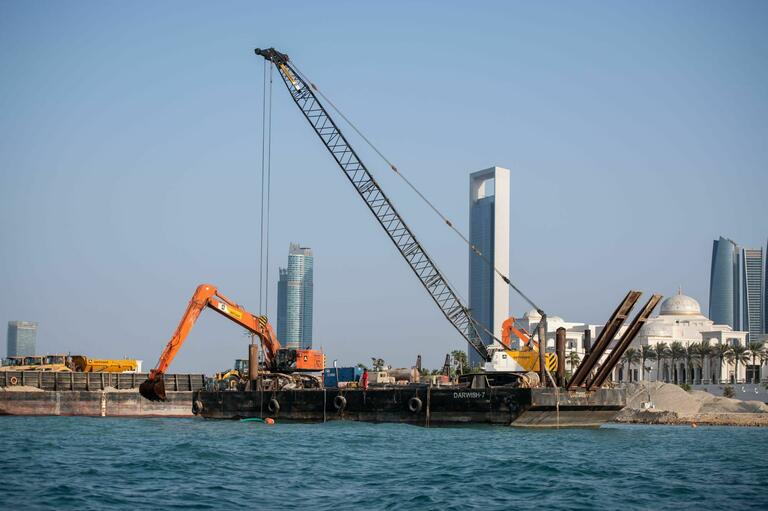 Crawler Cranes | Aertssen